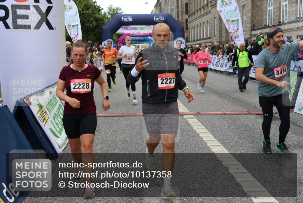 06.09.2026 - CURREX Alsterlauf Strokosch-Dieckow http://msf.ph/oto/10137358 06.09.2026 09:59:37 Ziel 2077, 2227, 2228, 2780, 3129, 3695, 3969, 4291, 4751, 4752, 5269, 5474, 5636, 5638, 5948, 6199, 6200, 6213, 8111 meine-sportfotos.de
