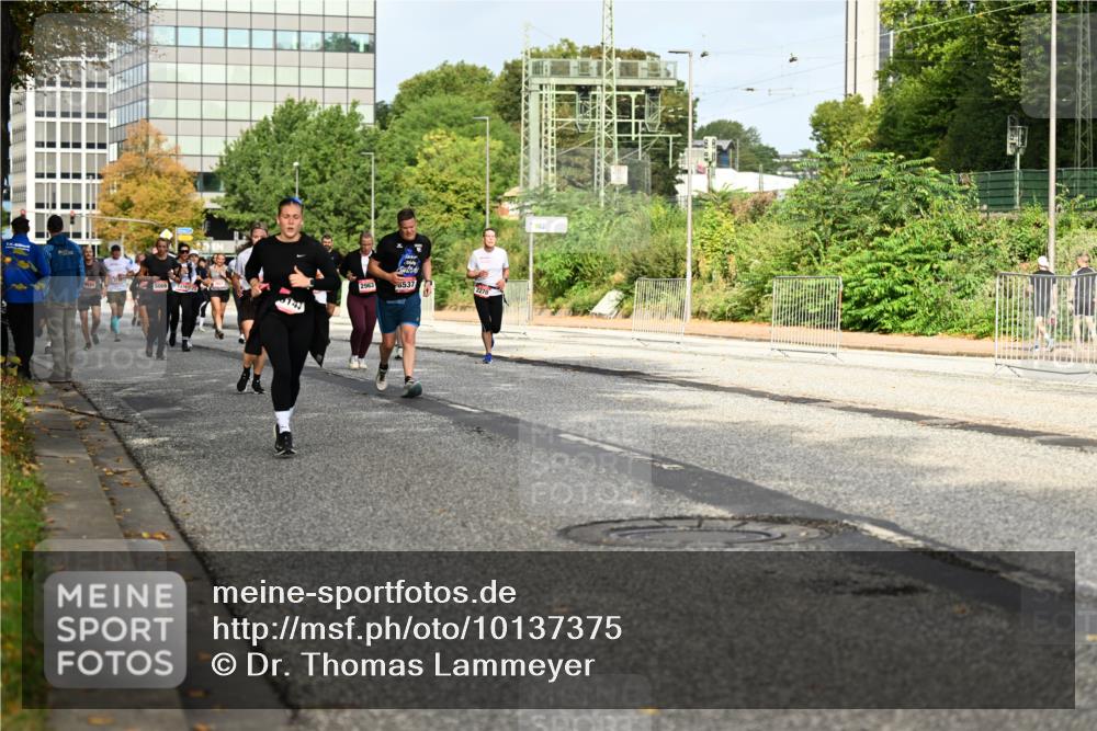 06.09.2026 - CURREX Alsterlauf Dr. Thomas Lammeyer http://msf.ph/oto/10137375 06.09.2026 10:02:57 Laufen 537 meine-sportfotos.de