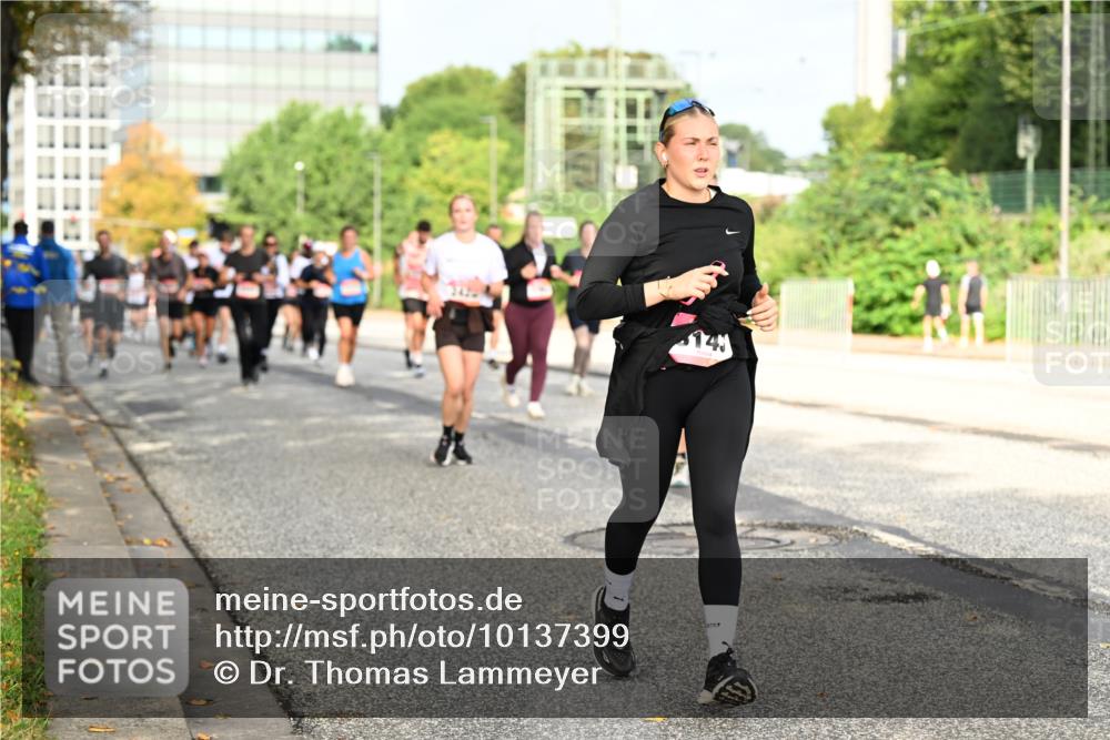 06.09.2026 - CURREX Alsterlauf Dr. Thomas Lammeyer http://msf.ph/oto/10137399 06.09.2026 10:03:01 Laufen  meine-sportfotos.de