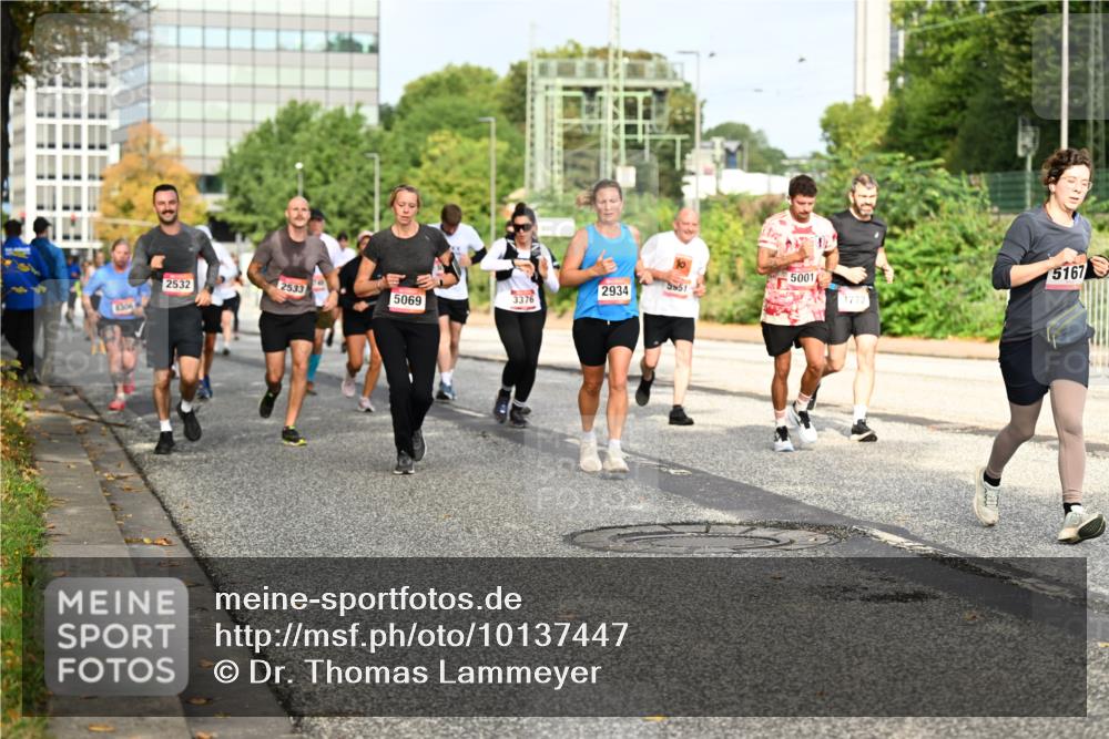 06.09.2026 - CURREX Alsterlauf Dr. Thomas Lammeyer http://msf.ph/oto/10137447 06.09.2026 10:03:05 Laufen 5167, 5001, 2532, 2533, 2934, 5551, 3772, 5069, 3376, 2306 meine-sportfotos.de
