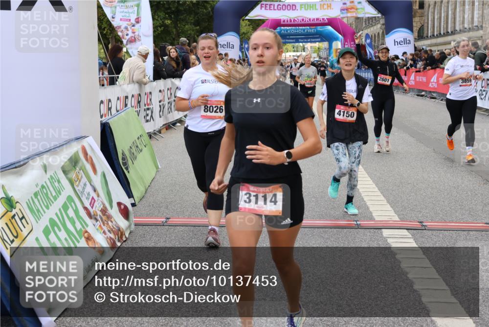 06.09.2026 - CURREX Alsterlauf Strokosch-Dieckow http://msf.ph/oto/10137453 06.09.2026 10:13:27 Ziel 2215, 2601, 2685, 2929, 2967, 2971, 3061, 3114, 3342, 3516, 3859, 4150, 5371, 5372, 5688, 6297, 6402, 8026 meine-sportfotos.de