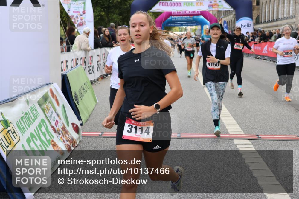 06.09.2026 - CURREX Alsterlauf Strokosch-Dieckow http://msf.ph/oto/10137466 06.09.2026 10:13:27 Ziel 2215, 2601, 2685, 2929, 2967, 2971, 3061, 3114, 3342, 3516, 3859, 4150, 5371, 5372, 5688, 6297, 6402, 8026 meine-sportfotos.de