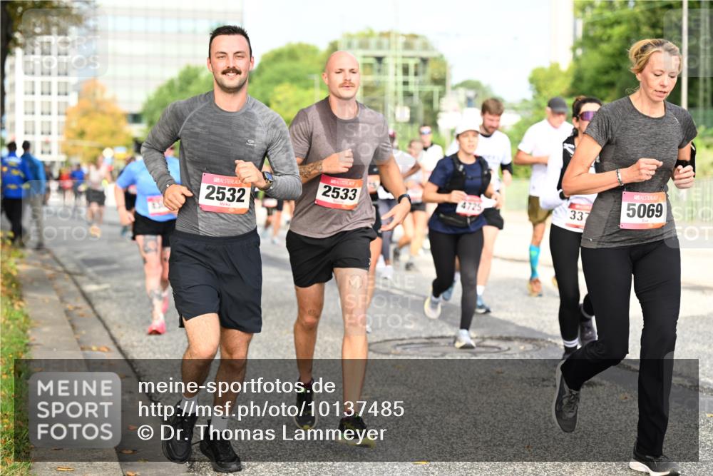 06.09.2026 - CURREX Alsterlauf Dr. Thomas Lammeyer http://msf.ph/oto/10137485 06.09.2026 10:03:09 Laufen 2532, 2533, 33, 5069 meine-sportfotos.de