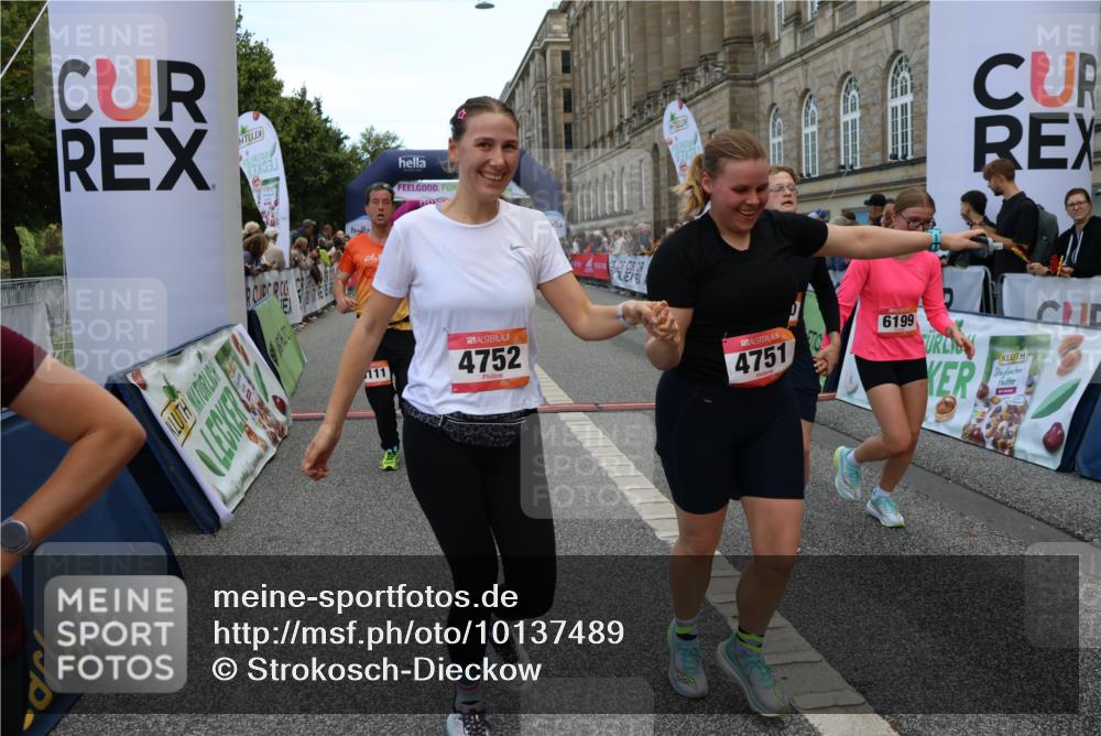06.09.2026 - CURREX Alsterlauf Strokosch-Dieckow http://msf.ph/oto/10137489 06.09.2026 09:59:39 Ziel 2227, 2228, 2676, 2780, 3129, 4042, 4291, 4323, 4324, 4751, 4752, 5154, 5269, 5474, 5638, 6199, 6200, 6213, 8111 meine-sportfotos.de