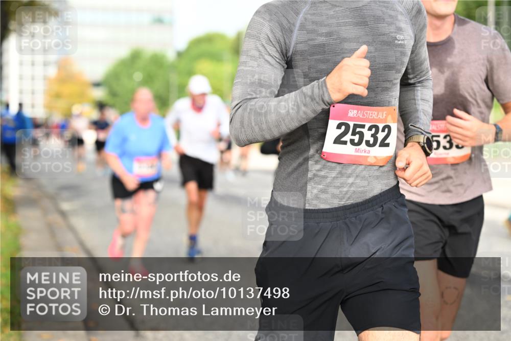 06.09.2026 - CURREX Alsterlauf Dr. Thomas Lammeyer http://msf.ph/oto/10137498 06.09.2026 10:03:10 Laufen 2532, 53 meine-sportfotos.de
