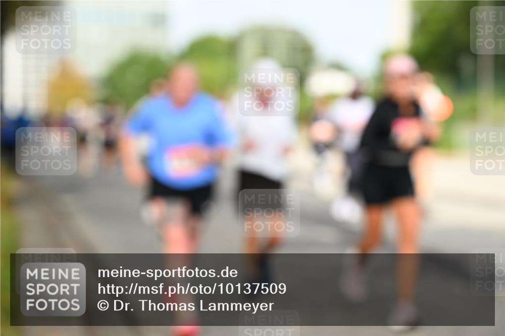 06.09.2026 - CURREX Alsterlauf Dr. Thomas Lammeyer http://msf.ph/oto/10137509 06.09.2026 10:03:11 Laufen  meine-sportfotos.de