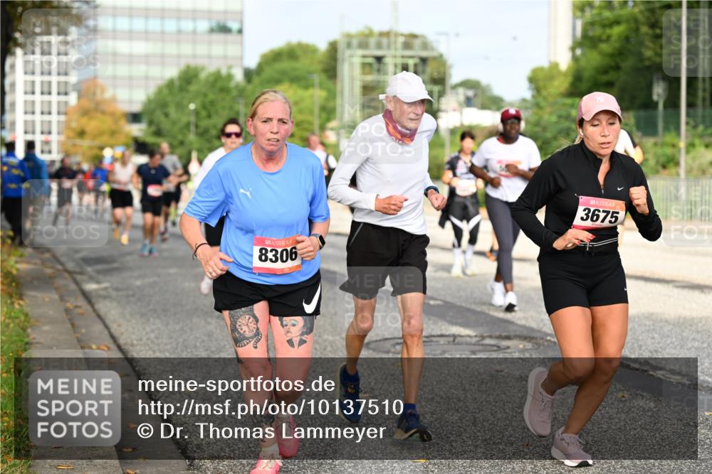 06.09.2026 - CURREX Alsterlauf Dr. Thomas Lammeyer http://msf.ph/oto/10137510 06.09.2026 10:03:11 Laufen 8306, 3675 meine-sportfotos.de