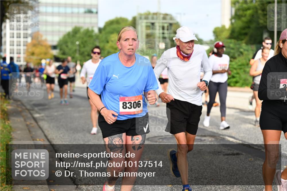 06.09.2026 - CURREX Alsterlauf Dr. Thomas Lammeyer http://msf.ph/oto/10137514 06.09.2026 10:03:11 Laufen 8306 meine-sportfotos.de