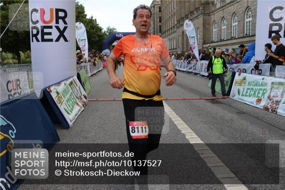 06.09.2026 - CURREX Alsterlauf Strokosch-Dieckow http://msf.ph/oto/10137527 06.09.2026 09:59:40 Ziel 2227, 2228, 2676, 2780, 4042, 4291, 4323, 4324, 4751, 4752, 5154, 5269, 5474, 5638, 6199, 6200, 6213, 8111 meine-sportfotos.de