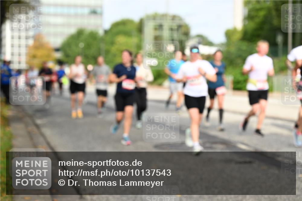 06.09.2026 - CURREX Alsterlauf Dr. Thomas Lammeyer http://msf.ph/oto/10137543 06.09.2026 10:03:15 Laufen  meine-sportfotos.de