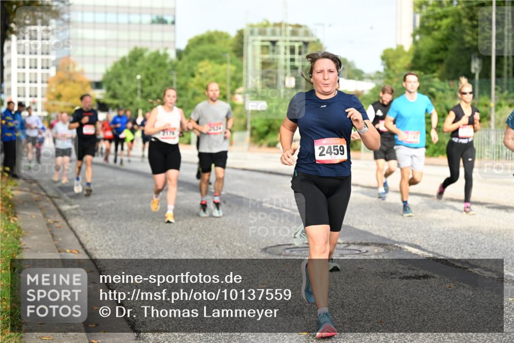 06.09.2026 - CURREX Alsterlauf Dr. Thomas Lammeyer http://msf.ph/oto/10137559 06.09.2026 10:03:17 Laufen 2176, 2459 meine-sportfotos.de