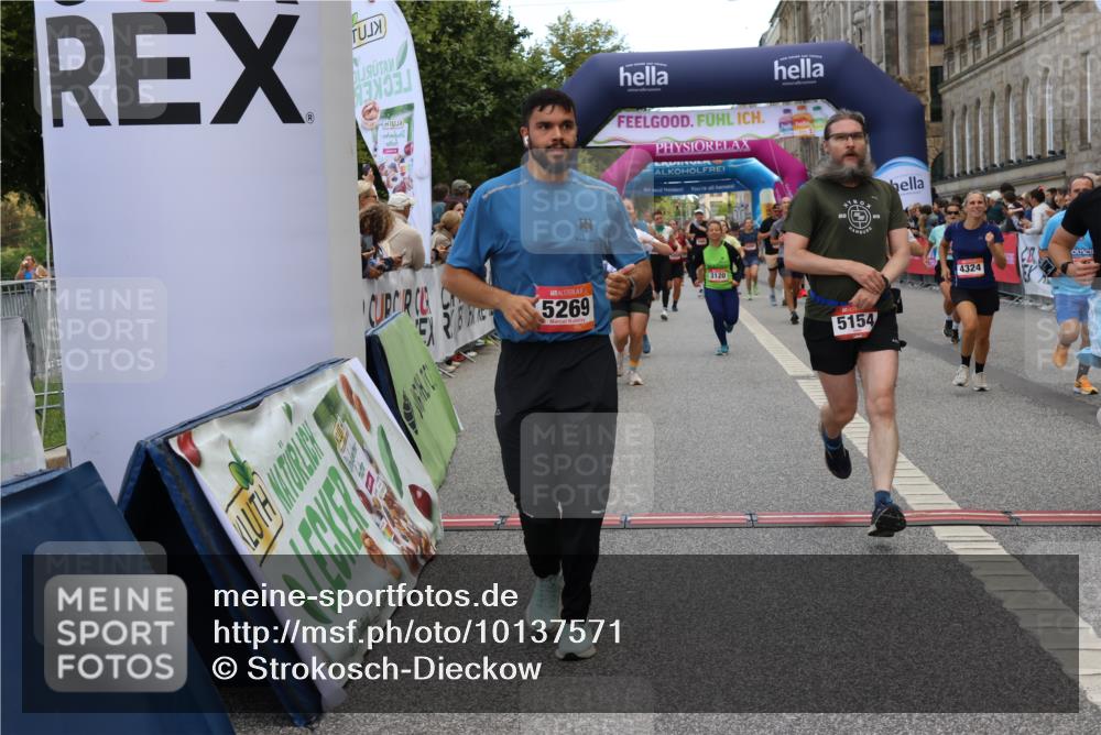 06.09.2026 - CURREX Alsterlauf Strokosch-Dieckow http://msf.ph/oto/10137571 06.09.2026 09:59:43 Ziel 2269, 2676, 2780, 3119, 3120, 4042, 4323, 4324, 4751, 4752, 4916, 5055, 5056, 5154, 5229, 5269, 5497, 5800, 6017, 6199, 6200, 6213, 6244, 6268, 8111 meine-sportfotos.de