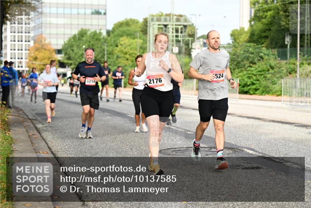 06.09.2026 - CURREX Alsterlauf Dr. Thomas Lammeyer http://msf.ph/oto/10137585 06.09.2026 10:03:20 Laufen 524, 6214, 2176 meine-sportfotos.de