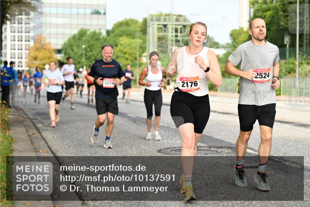 06.09.2026 - CURREX Alsterlauf Dr. Thomas Lammeyer http://msf.ph/oto/10137591 06.09.2026 10:03:20 Laufen 6214, 2176, 2524 meine-sportfotos.de