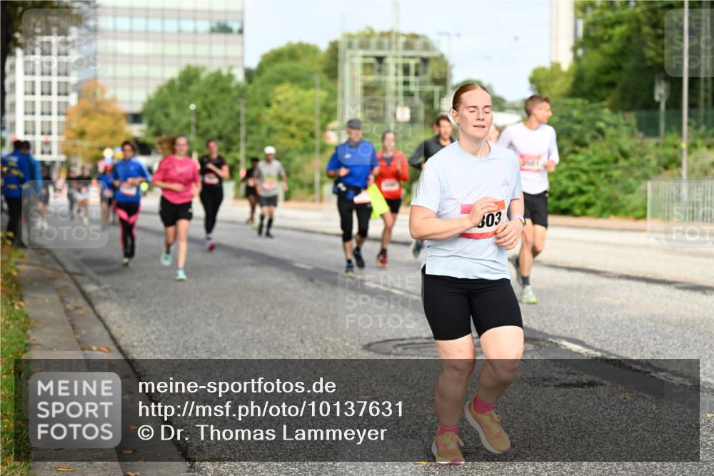 06.09.2026 - CURREX Alsterlauf Dr. Thomas Lammeyer http://msf.ph/oto/10137631 06.09.2026 10:03:24 Laufen 303, 501 meine-sportfotos.de