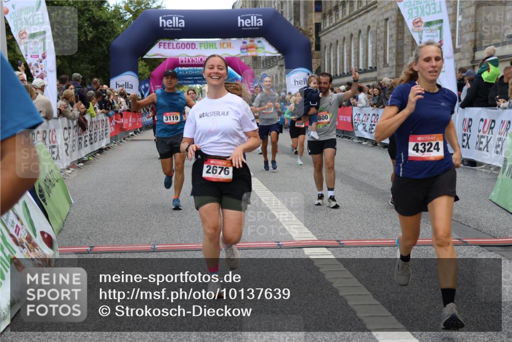 06.09.2026 - CURREX Alsterlauf Strokosch-Dieckow http://msf.ph/oto/10137639 06.09.2026 09:59:45 Ziel 2269, 2676, 2780, 3119, 3120, 4042, 4323, 4324, 4889, 4916, 5055, 5056, 5154, 5229, 5269, 5497, 5800, 6017, 6148, 6244, 6268, 8111 meine-sportfotos.de