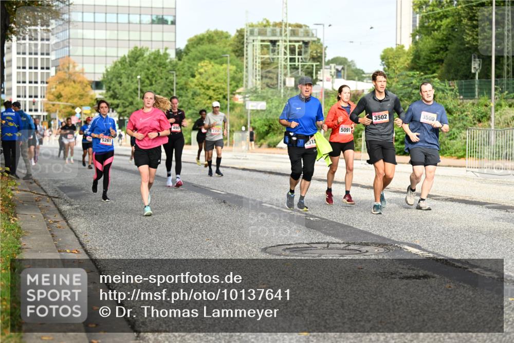 06.09.2026 - CURREX Alsterlauf Dr. Thomas Lammeyer http://msf.ph/oto/10137641 06.09.2026 10:03:25 Laufen 5261, 2355, 4515, 5091, 3502, 3500 meine-sportfotos.de