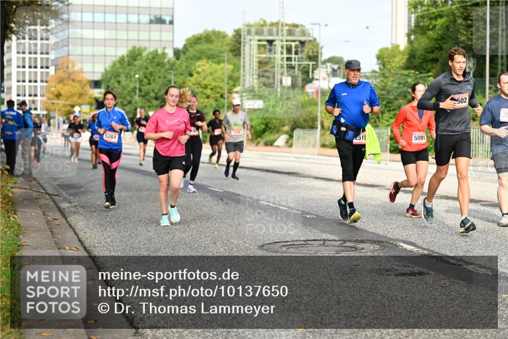 06.09.2026 - CURREX Alsterlauf Dr. Thomas Lammeyer http://msf.ph/oto/10137650 06.09.2026 10:03:26 Laufen 5261, 2515, 5091, 502 meine-sportfotos.de