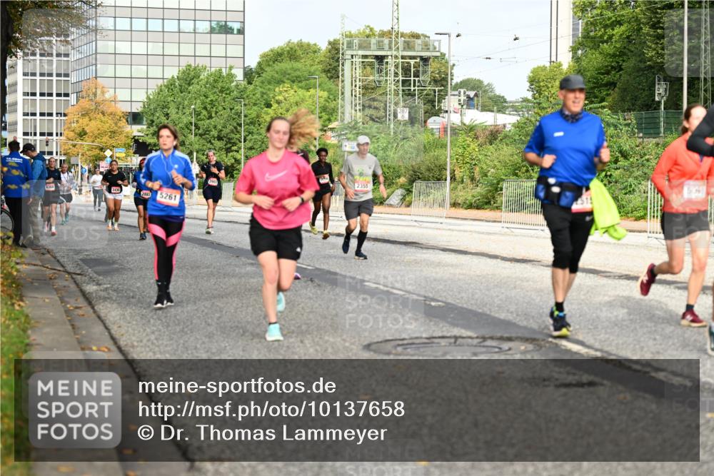 06.09.2026 - CURREX Alsterlauf Dr. Thomas Lammeyer http://msf.ph/oto/10137658 06.09.2026 10:03:27 Laufen 6368, 2430, 2883, 5261, 2355, 515, 509 meine-sportfotos.de