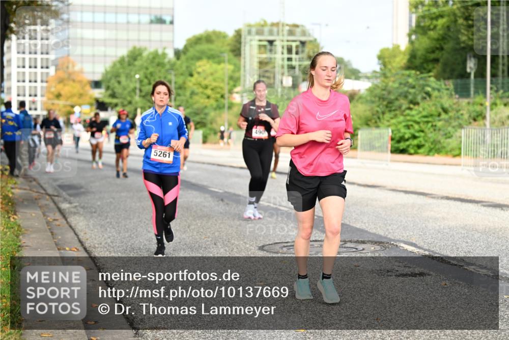 06.09.2026 - CURREX Alsterlauf Dr. Thomas Lammeyer http://msf.ph/oto/10137669 06.09.2026 10:03:29 Laufen 5261, 490 meine-sportfotos.de
