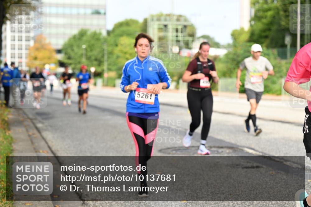 06.09.2026 - CURREX Alsterlauf Dr. Thomas Lammeyer http://msf.ph/oto/10137681 06.09.2026 10:03:30 Laufen 5261 meine-sportfotos.de