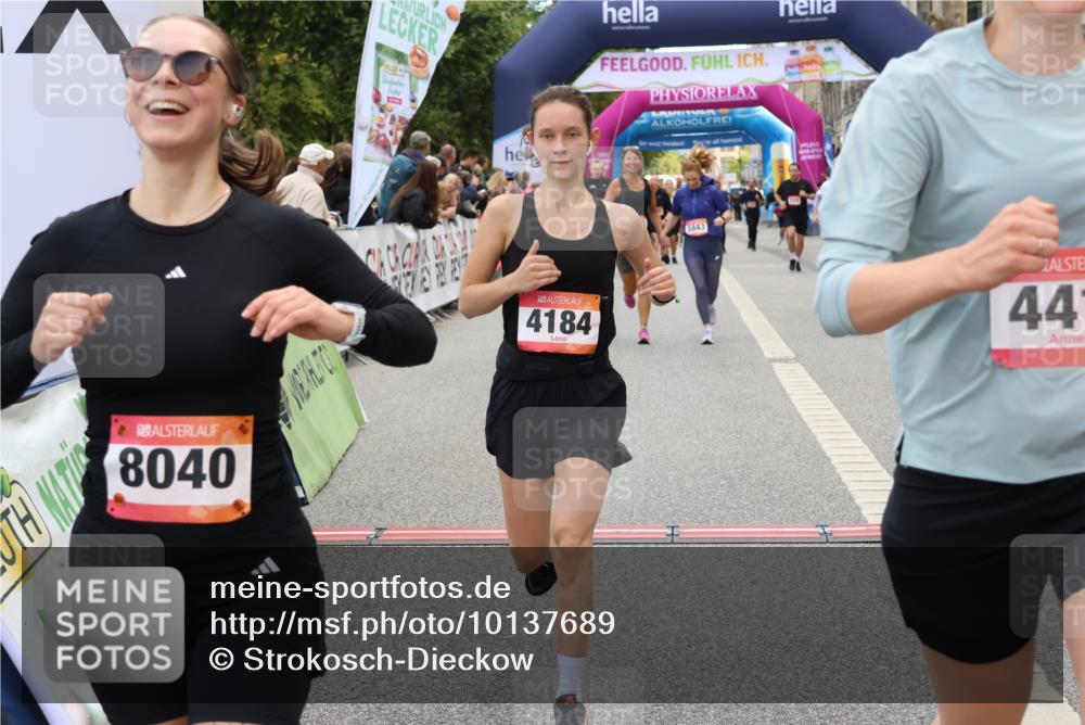 06.09.2026 - CURREX Alsterlauf Strokosch-Dieckow http://msf.ph/oto/10137689 06.09.2026 10:13:47 Ziel 2596, 2941, 3017, 3467, 3558, 4184, 4416, 5843, 5938, 6348, 6429, 8040 meine-sportfotos.de