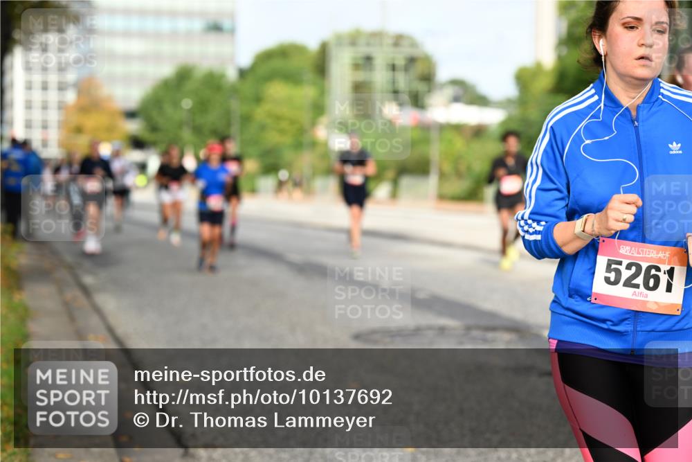 06.09.2026 - CURREX Alsterlauf Dr. Thomas Lammeyer http://msf.ph/oto/10137692 06.09.2026 10:03:31 Laufen 5261 meine-sportfotos.de