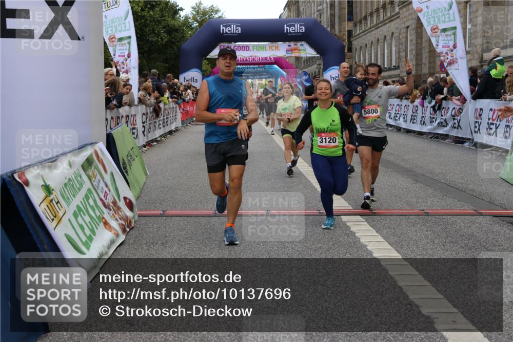 06.09.2026 - CURREX Alsterlauf Strokosch-Dieckow http://msf.ph/oto/10137696 06.09.2026 09:59:46 Ziel 2269, 2660, 2676, 2780, 3119, 3120, 3414, 4042, 4209, 4323, 4324, 4498, 4889, 4916, 5055, 5056, 5154, 5229, 5269, 5497, 5800, 6017, 6148, 6244, 6268 meine-sportfotos.de