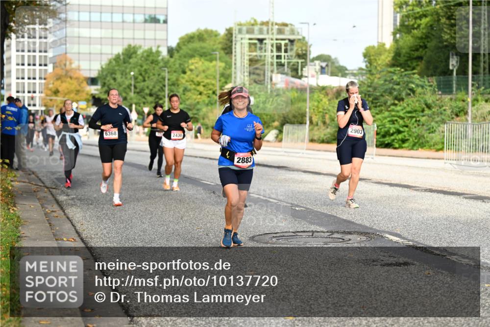 06.09.2026 - CURREX Alsterlauf Dr. Thomas Lammeyer http://msf.ph/oto/10137720 06.09.2026 10:03:34 Laufen 6368, 2430, 2883, 2903 meine-sportfotos.de