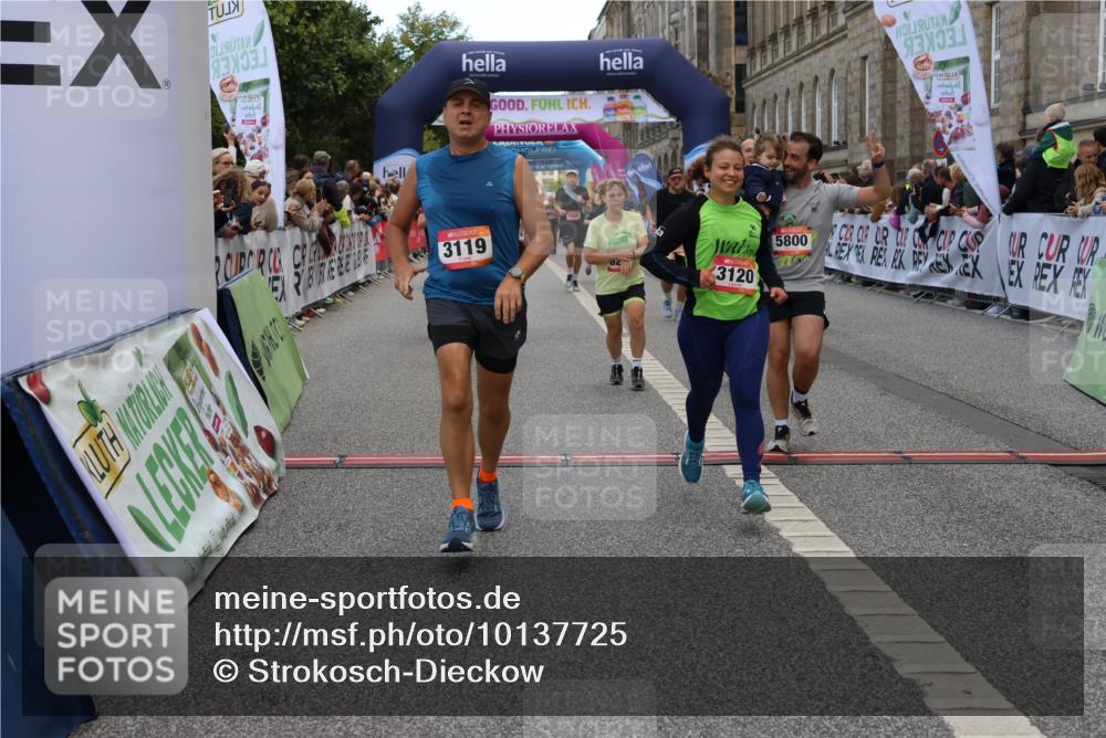 06.09.2026 - CURREX Alsterlauf Strokosch-Dieckow http://msf.ph/oto/10137725 06.09.2026 09:59:47 Ziel 2269, 2660, 2676, 2780, 3119, 3120, 3414, 4042, 4209, 4323, 4324, 4498, 4889, 4916, 5055, 5056, 5154, 5229, 5269, 5497, 5800, 6017, 6148, 6244, 6268 meine-sportfotos.de