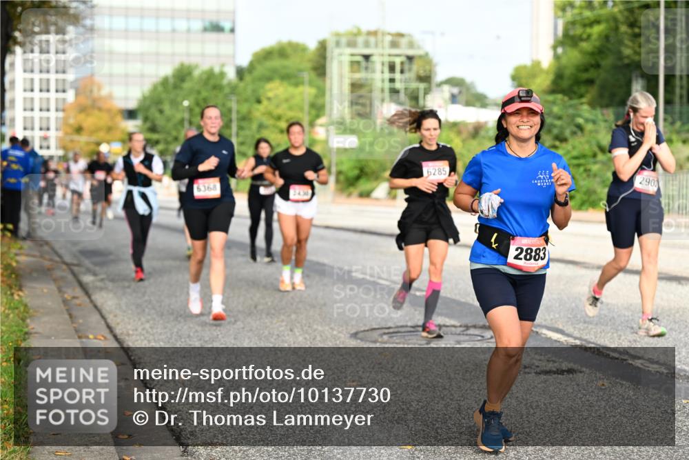06.09.2026 - CURREX Alsterlauf Dr. Thomas Lammeyer http://msf.ph/oto/10137730 06.09.2026 10:03:35 Laufen 6368, 2430, 6285, 2883, 290 meine-sportfotos.de