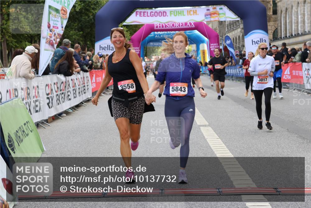 06.09.2026 - CURREX Alsterlauf Strokosch-Dieckow http://msf.ph/oto/10137732 06.09.2026 10:13:50 Ziel 2941, 3017, 3558, 3796, 4184, 4416, 5843, 5938, 6095, 6096, 6429, 8040 meine-sportfotos.de