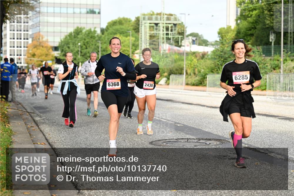 06.09.2026 - CURREX Alsterlauf Dr. Thomas Lammeyer http://msf.ph/oto/10137740 06.09.2026 10:03:36 Laufen 6368, 4078, 2430, 6285 meine-sportfotos.de