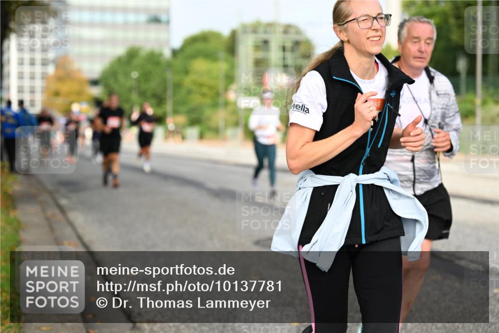 06.09.2026 - CURREX Alsterlauf Dr. Thomas Lammeyer http://msf.ph/oto/10137781 06.09.2026 10:03:41 Laufen  meine-sportfotos.de