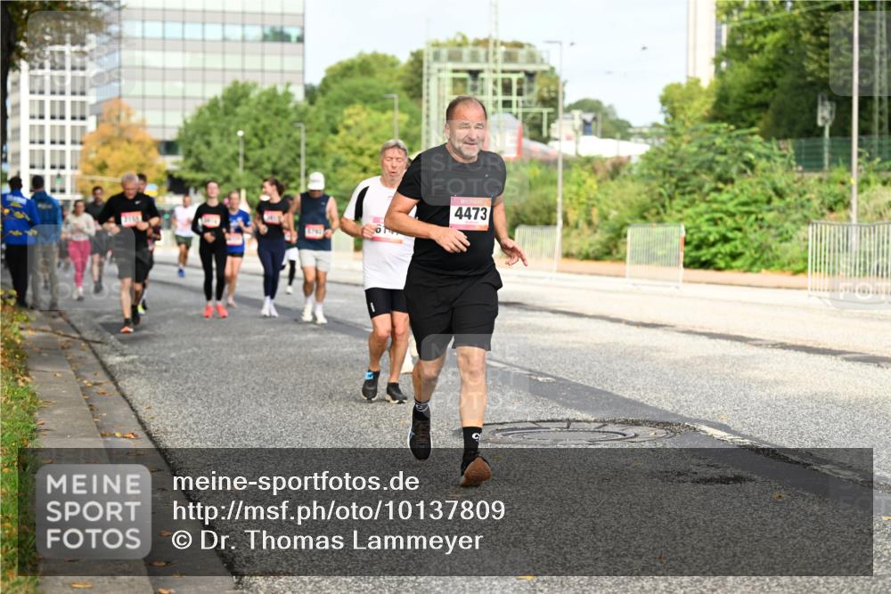 06.09.2026 - CURREX Alsterlauf Dr. Thomas Lammeyer http://msf.ph/oto/10137809 06.09.2026 10:03:45 Laufen 4473 meine-sportfotos.de