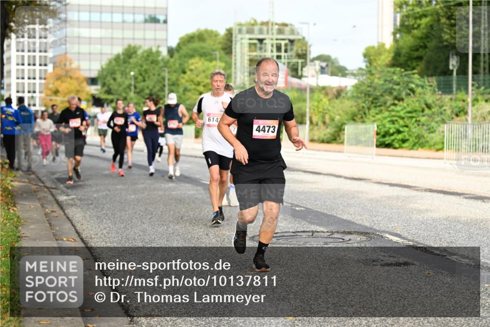 06.09.2026 - CURREX Alsterlauf Dr. Thomas Lammeyer http://msf.ph/oto/10137811 06.09.2026 10:03:45 Laufen 6147, 4473 meine-sportfotos.de