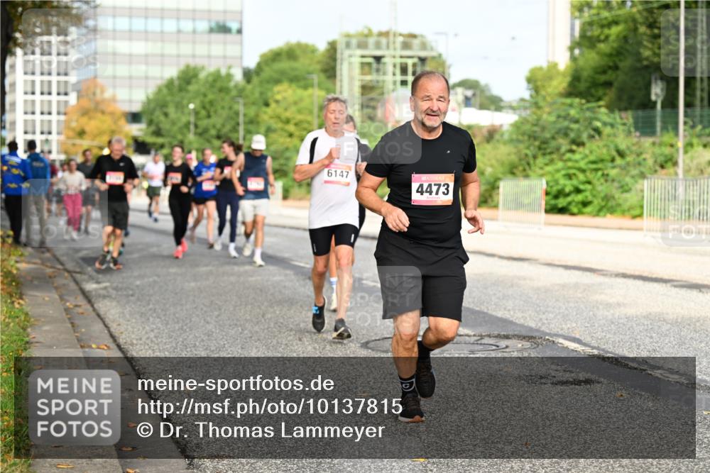 06.09.2026 - CURREX Alsterlauf Dr. Thomas Lammeyer http://msf.ph/oto/10137815 06.09.2026 10:03:46 Laufen 6147, 4473 meine-sportfotos.de