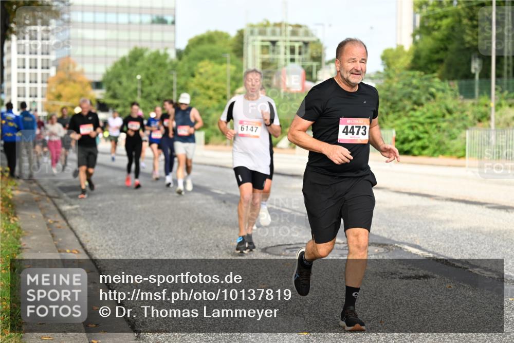 06.09.2026 - CURREX Alsterlauf Dr. Thomas Lammeyer http://msf.ph/oto/10137819 06.09.2026 10:03:46 Laufen 6147, 4473 meine-sportfotos.de