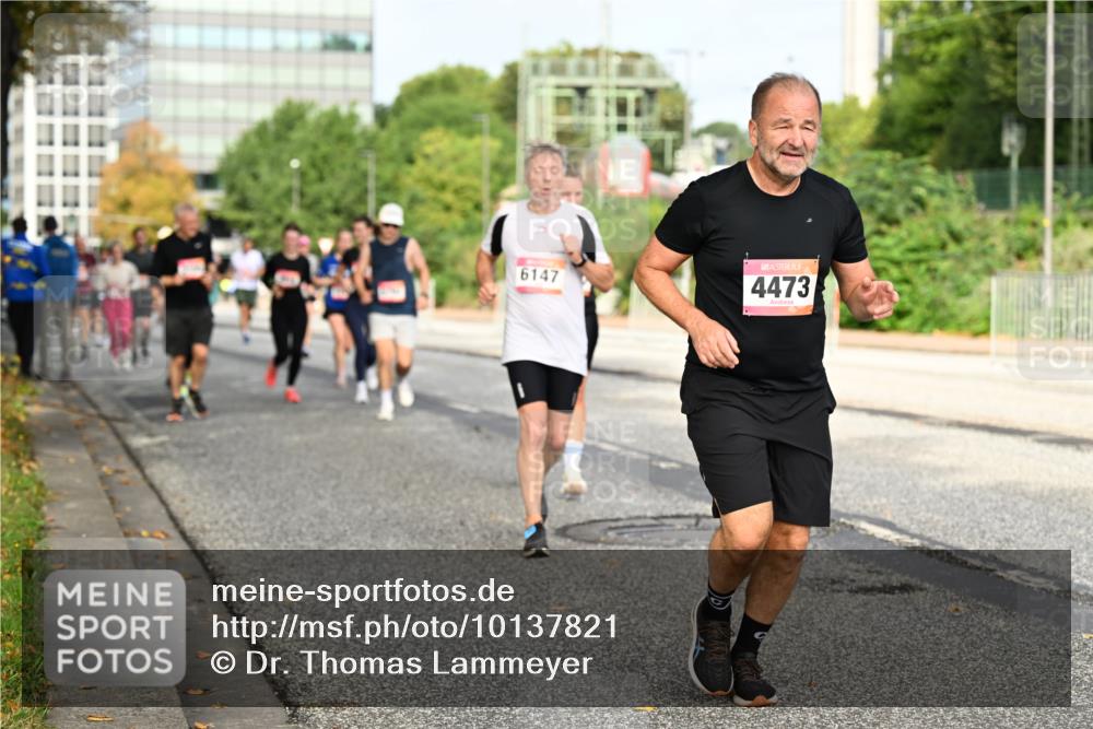 06.09.2026 - CURREX Alsterlauf Dr. Thomas Lammeyer http://msf.ph/oto/10137821 06.09.2026 10:03:46 Laufen 6147, 4473 meine-sportfotos.de