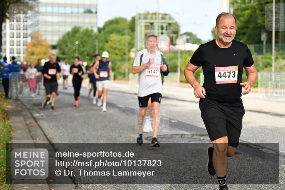 06.09.2026 - CURREX Alsterlauf Dr. Thomas Lammeyer http://msf.ph/oto/10137823 06.09.2026 10:03:46 Laufen 6147, 4473 meine-sportfotos.de