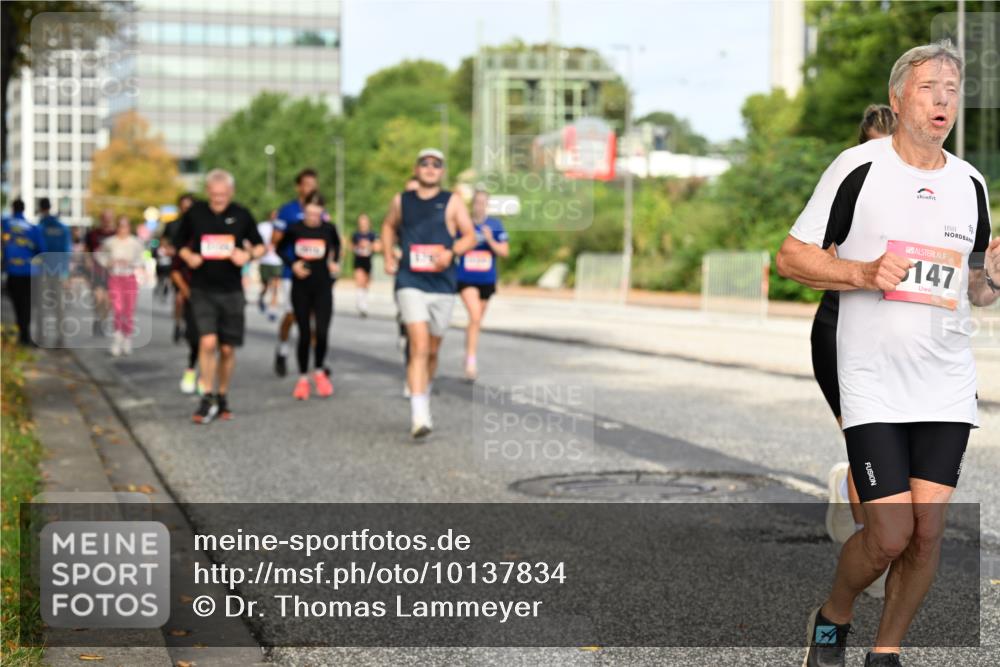06.09.2026 - CURREX Alsterlauf Dr. Thomas Lammeyer http://msf.ph/oto/10137834 06.09.2026 10:03:48 Laufen 147 meine-sportfotos.de