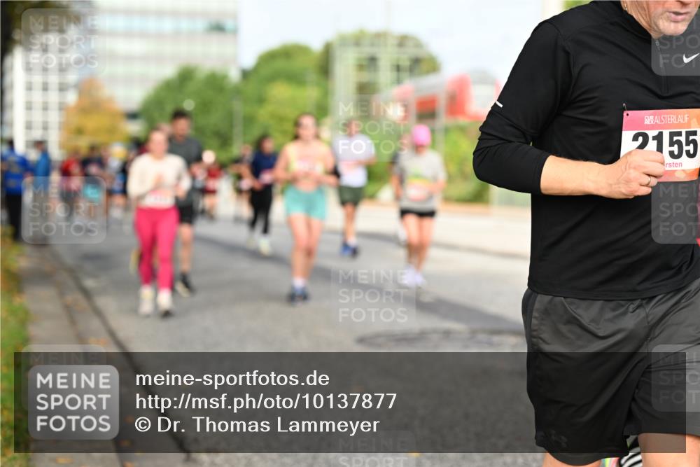 06.09.2026 - CURREX Alsterlauf Dr. Thomas Lammeyer http://msf.ph/oto/10137877 06.09.2026 10:03:54 Laufen 2155 meine-sportfotos.de
