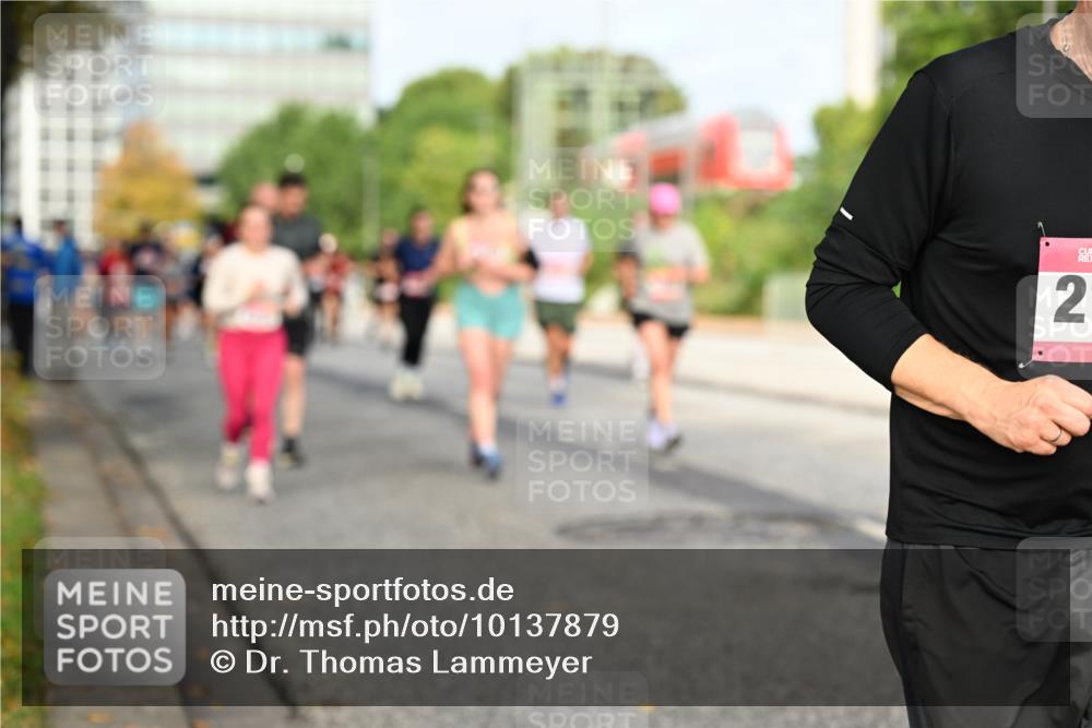 06.09.2026 - CURREX Alsterlauf Dr. Thomas Lammeyer http://msf.ph/oto/10137879 06.09.2026 10:03:54 Laufen 2 meine-sportfotos.de