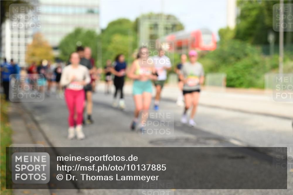 06.09.2026 - CURREX Alsterlauf Dr. Thomas Lammeyer http://msf.ph/oto/10137885 06.09.2026 10:03:54 Laufen  meine-sportfotos.de