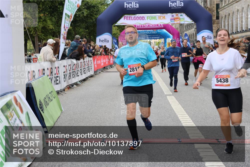 06.09.2026 - CURREX Alsterlauf Strokosch-Dieckow http://msf.ph/oto/10137897 06.09.2026 10:13:58 Ziel 2555, 2560, 2818, 3017, 3510, 3796, 4398, 4595, 4596, 5438, 5440, 5715, 6095, 6096, 6289 meine-sportfotos.de