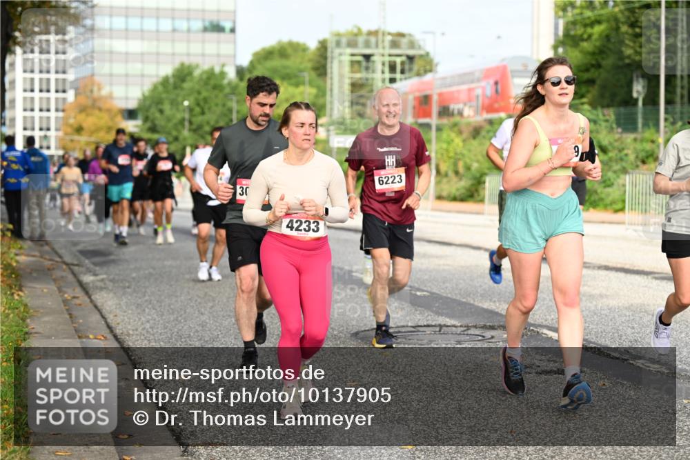 06.09.2026 - CURREX Alsterlauf Dr. Thomas Lammeyer http://msf.ph/oto/10137905 06.09.2026 10:03:57 Laufen 30, 4233, 6223 meine-sportfotos.de