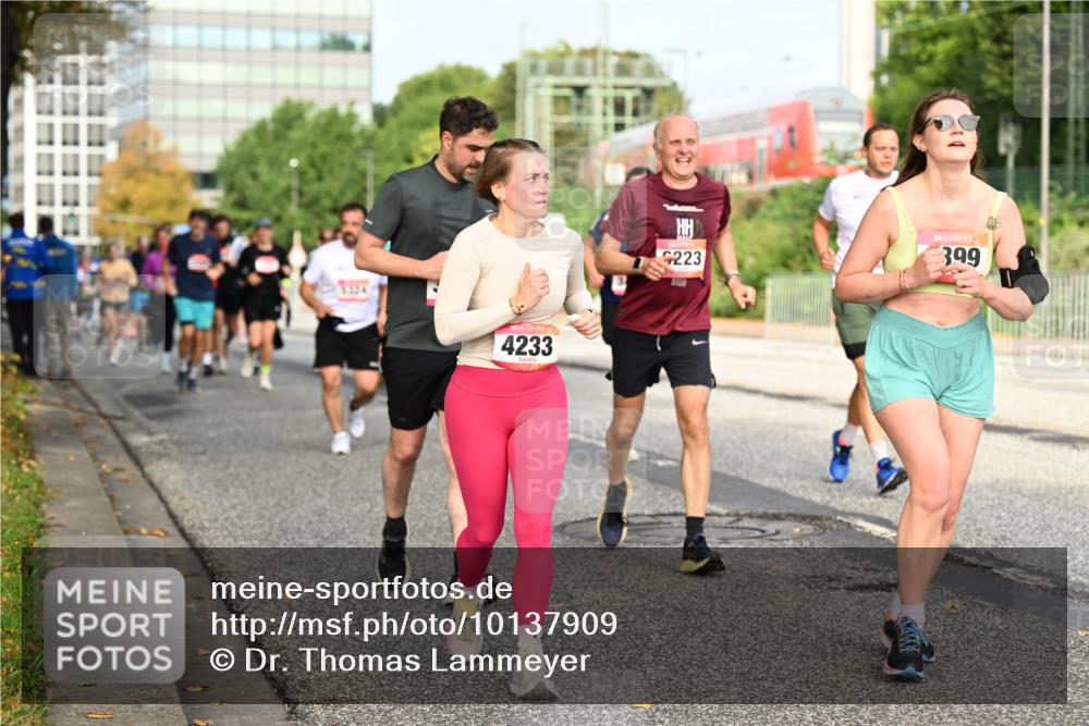06.09.2026 - CURREX Alsterlauf Dr. Thomas Lammeyer http://msf.ph/oto/10137909 06.09.2026 10:03:57 Laufen 3324, 4233, 223, 399 meine-sportfotos.de