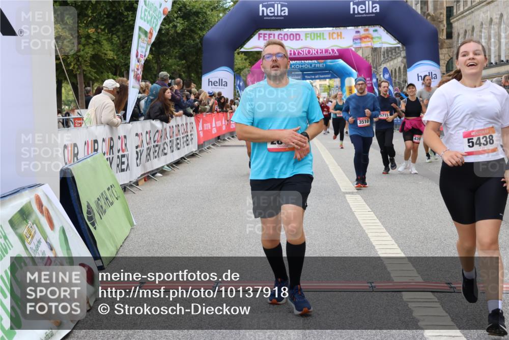 06.09.2026 - CURREX Alsterlauf Strokosch-Dieckow http://msf.ph/oto/10137918 06.09.2026 10:13:58 Ziel 2555, 2560, 2818, 3017, 3510, 3796, 4398, 4595, 4596, 5438, 5440, 5715, 6095, 6096, 6289 meine-sportfotos.de