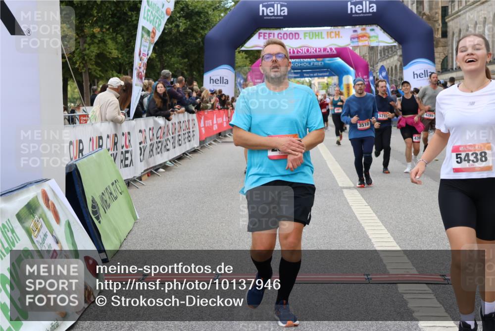 06.09.2026 - CURREX Alsterlauf Strokosch-Dieckow http://msf.ph/oto/10137946 06.09.2026 10:13:58 Ziel 2555, 2560, 2818, 3017, 3510, 3796, 4398, 4595, 4596, 5438, 5440, 5715, 6095, 6096, 6289 meine-sportfotos.de