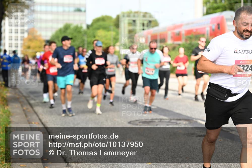 06.09.2026 - CURREX Alsterlauf Dr. Thomas Lammeyer http://msf.ph/oto/10137950 06.09.2026 10:04:01 Laufen 324 meine-sportfotos.de